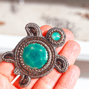 BEAD A TURTLE! bead embroidery tutorial