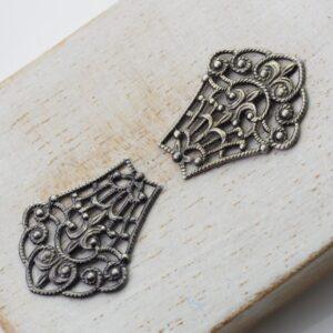 Patina silver filigree Victoria 18x23 mm x 2 pc