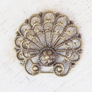 Antique bronze filigree baroque shell 24x23 mm x 1 pc