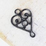 Gunmetal black filigree heart connector 10x15 mm x 1 pc