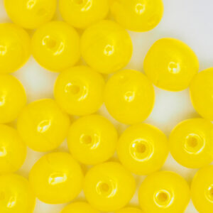 6 mm round glass pearls Milky Yellow x 40 pc(s)