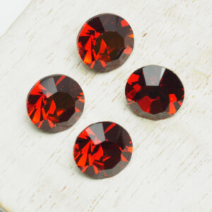 10 mm Preciosa crystal chaton Red Velvet x 4 pc(s)