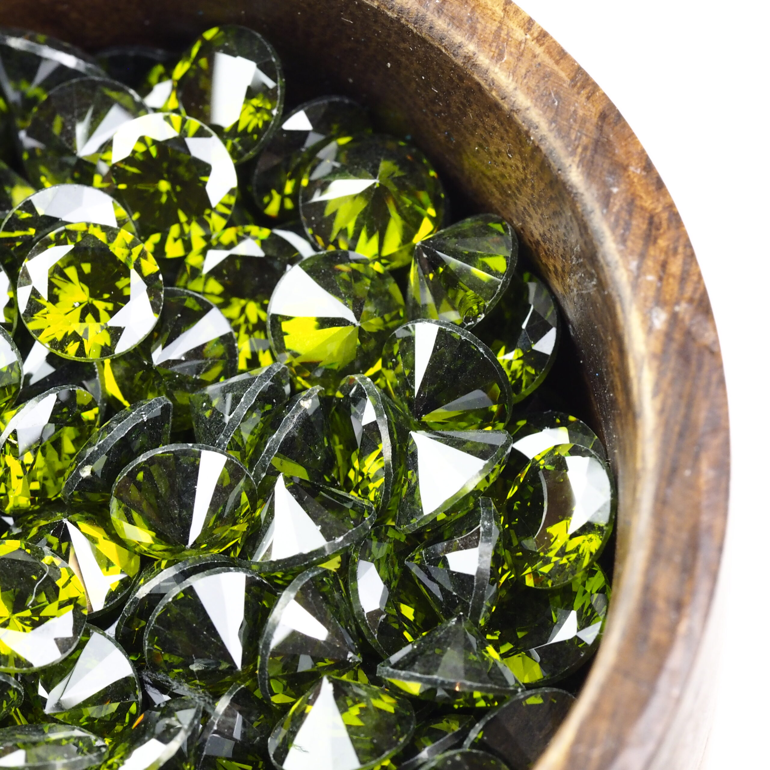 8 mm round Cubic Zirconia cabochons