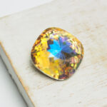 18 mm cushion cut glass cabochon Paradise Shine x 1 pc(s)