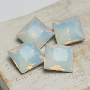 12 mm princess square glass cabochon White Opal x 4 pc(s)