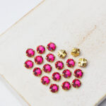 4 mm / ss16 Preciosa sew-on rhinestone Ruby in gold setting x 20 pc(s)