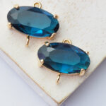 15x18 mm oval crystal connector Montana Blue 2 pc(s)