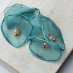 30 mm dreamy flower Light Green x 2 pc(s)