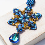SPARKLY SNOWFLAKE pendant beading tutorial