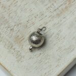 6 mm Neumann Ball Platinum colored clasp x 1 pc(s)