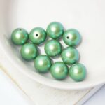 8 mm Preciosa Nacre round pearls Pearlescent Green x 20 pc(s)