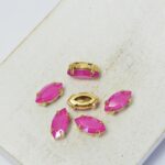 5x10 mm Navette glass cabochon Fuchsia Matt with gold-colored claw x 6 pc(s)