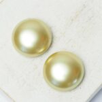 16 mm Preciosa Nacre half-drilled button Vanilla x 2 pc(s)