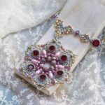 ROSE PETAL WINDOW necklace beading tutorial