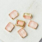 6x8 mm rectangle glass cabochon Juicy Peach with gold-colored claw x 6 pc(s)
