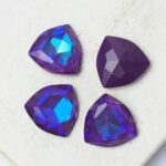 12 mm trillion triangles glass cabochon Burgundy Shine x 4 pc(s)