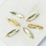 4x15 mm navette glass cabochon Jonquil with Gold Colored claw x 6 pc(s)