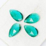 9.5x15 mm pear glass pendant Emerald Green x 4 pc(s)