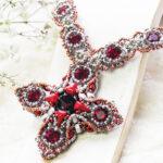 Daphne necklace kit Nightfall by Ruxandra Puscas