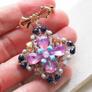 FRANGIPANI brooch beading tutorial