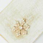 19x24 mm Big Snowflake Charm Gold-colored x 1 pc(s)
