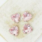 10 mm Heart glass cabochon Light Rose with silver-colored claw x 4 pc(s)