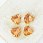 10 mm Heart glass cabochon Juicy Peach with gold-colored claw x 4 pc(s)