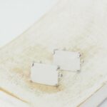 9x13 mm Rectangle earstud Frozen Matt White Silver-colored x 2 pc(s)