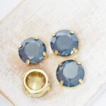 12 mm round glass cabochon Black Diamond Matt with gold-colored claw x 4 pc(s)