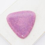 35x36 mm Rounded Triangle Beadingschool Art Cabochon Freckled Purple on light clay x 1 pc(s)