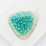 35x36 mm Rounded Triangle Beadingschool Art Cabochon Marbled Green on light clay x 1 pc(s)
