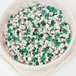 4 mm / ss16 Preciosa Chaton Montee Emerald in Silver-colored setting x 20 pc(s)
