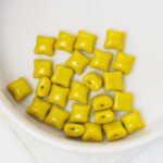 8x8 mm WibeDuo® 13740 Mustard x 25 pc(s)