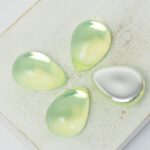 13x18 mm Pear glass cabochon Milky Jonquil Silver Foiled x 4 pc(s)
