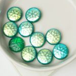 11 mm Snowflake Cabochon Emerald AB x 10 pc(s)