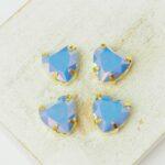 10 mm Heart glass cabochon Sapphire Opal AB with gold-colored claw x 4 pc(s)