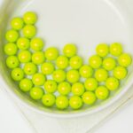 6 mm Round Glass beads Lime Green x 40 pc(s)