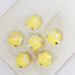 10x10 mm hexagon glass cabochon Light Topaz Shine with gold-colored claw x 6 pc(s)