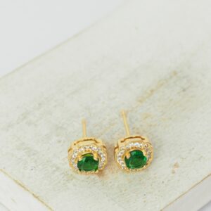 8x8 mm Round Freshwater earstud with Emerald Zircon Gold-colored x 2 pc(s)