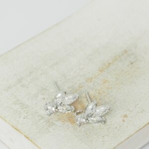 8x12 mm Flower Navette Earstud Platinum-colored x 2 pc(s)