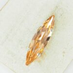 9.5x35 mm Preciosa Fancy Slim Navette Light Peach with Silver-colored claw x 1 pc(s)