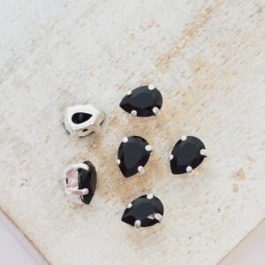 4x6 mm Preciosa Fancy Baroque Pear Jet with Silver-colored claw x 6 pc(s)