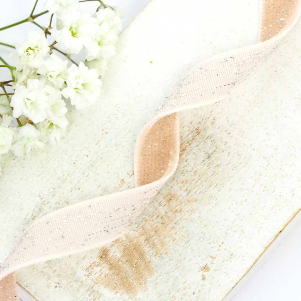 10 mm x 1 m velvet ribbons