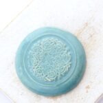 31 mm Ancient Bloom Beadingschool Art Cabochon Cadet Grey on light clay x 1 pc(s)