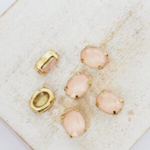 6x8 mm oval glass cabochon Light Juicy Peach Matt with gold-colored claw x 6 pc(s)