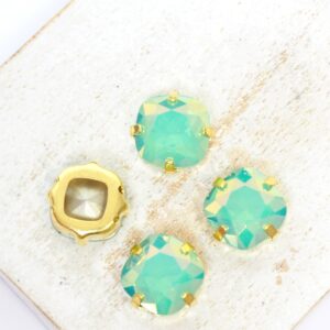 11x11 mm square glass cabochon Pacific Opal AB with gold-colored claw x 4 pc(s)