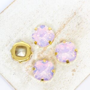 11x11 mm square glass cabochon Rose Opal AB with gold-colored claw x 4 pc(s)