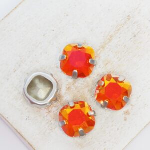 11x11 mm square glass cabochon Astral Pink Opal with silver-colored claw x 4 pc(s)