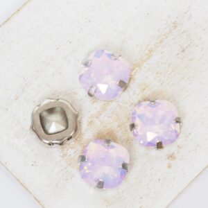 11x11 mm square glass cabochon Rose Opal AB with silver-colored claw x 4 pc(s)