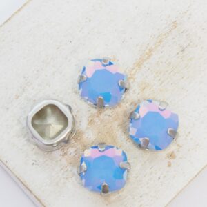 11x11 mm square glass cabochon Sapphire Opal AB with silver-colored claw x 4 pc(s)